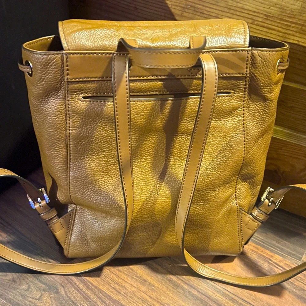 Authentic Michael Kors, backpack - Picture 4 of 4